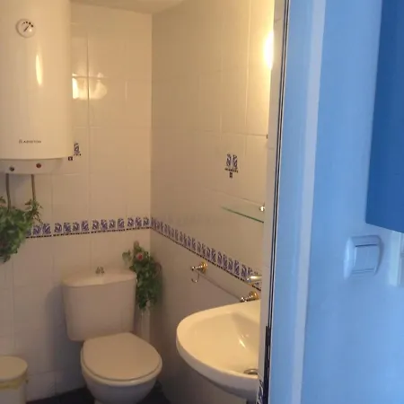 Lira Sto Apartment