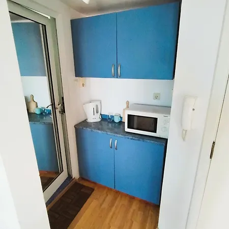 Apartment Lira Sto Pomorie