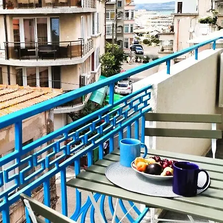 Lira Sto Apartment Pomorie