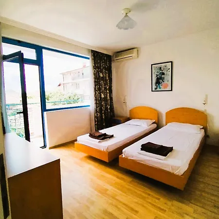 Lira Sto Appartement *