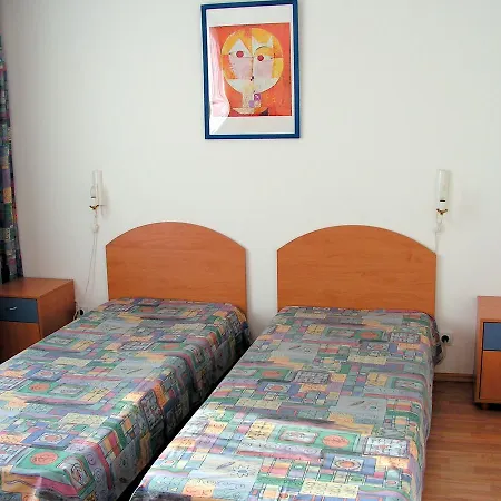 Lira Sto Apartment *