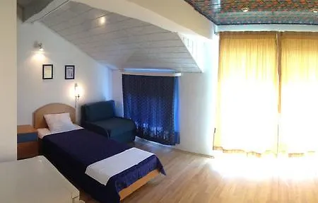 Lira Sto Apartment *